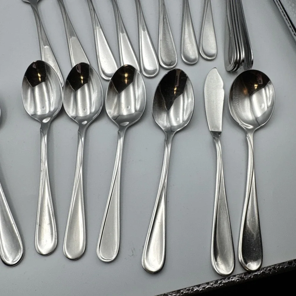 76 pcs Oneida USA Stainless Steel Flatware Serving Set FLIGHT RELIANCE